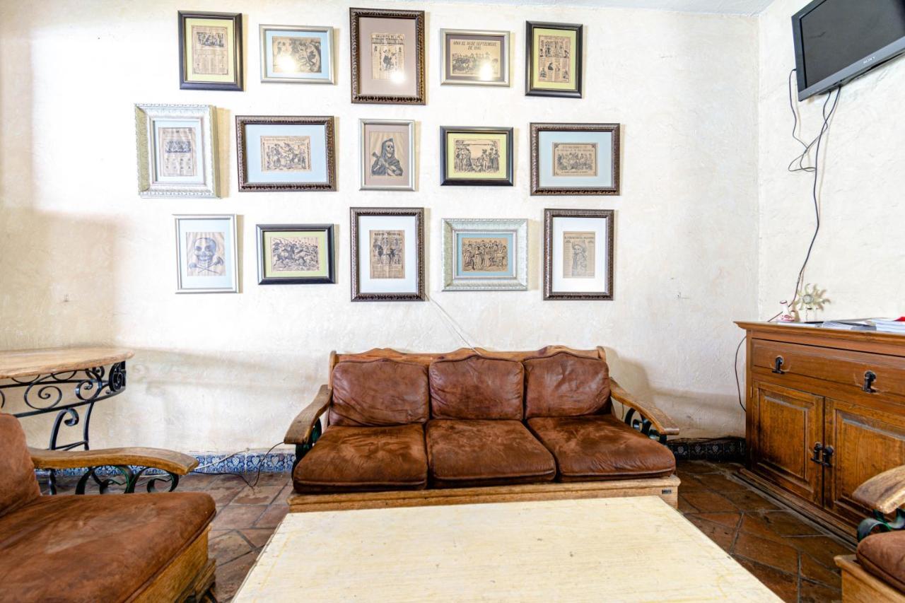 Casa Magica Hotel กัวนาฮัวโต ภายนอก รูปภาพ